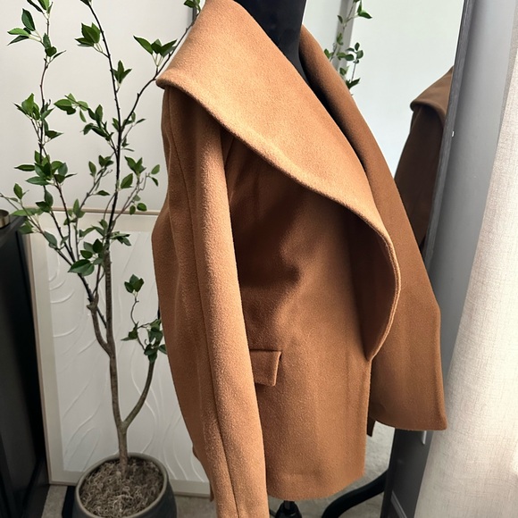 NWT. Express Shawl neck wrap coat. - Picture 5 of 9